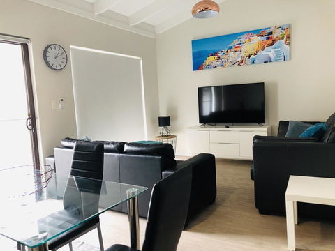 West Beach Lagoon 218 - Outstanding Value! - Accommodation Perth 1