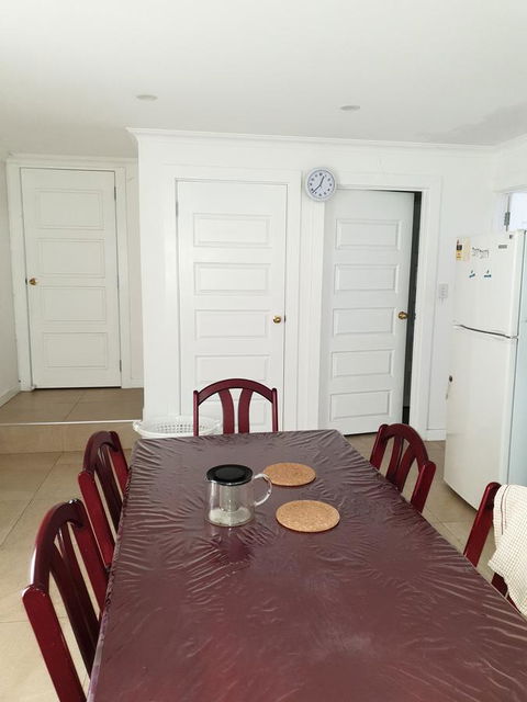 DIANELLA Budget Rooms Happy Place To Stay - Accommodation Perth 10
