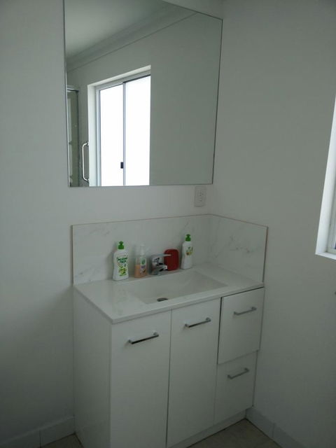 DIANELLA Budget Rooms Happy Place To Stay - Accommodation Perth 11