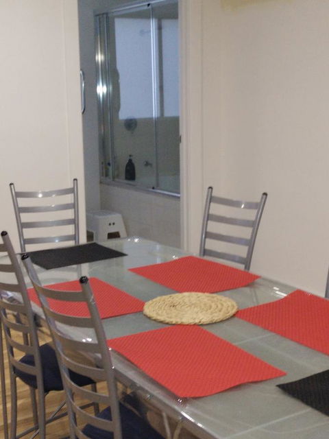 DIANELLA Budget Rooms Happy Place To Stay - Accommodation Perth 27