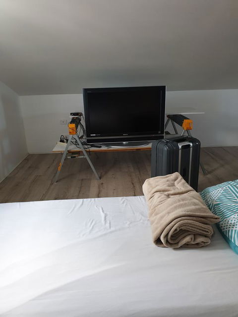 DIANELLA Budget Rooms Happy Place To Stay - Accommodation Perth 6