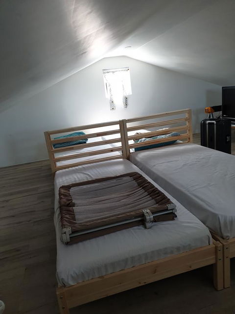 DIANELLA Budget Rooms Happy Place To Stay - Accommodation Perth 5