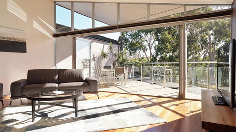 Central Avenue Apartments - Perth Resorts 3