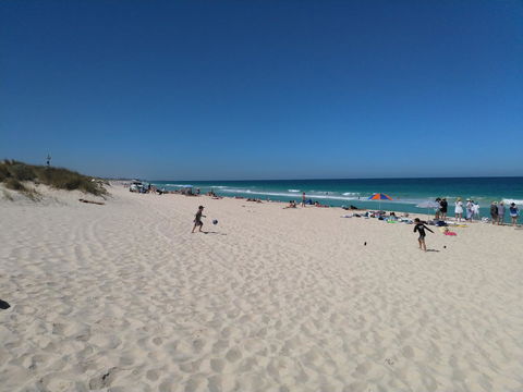 Salty Kiss - Perth Resorts 20