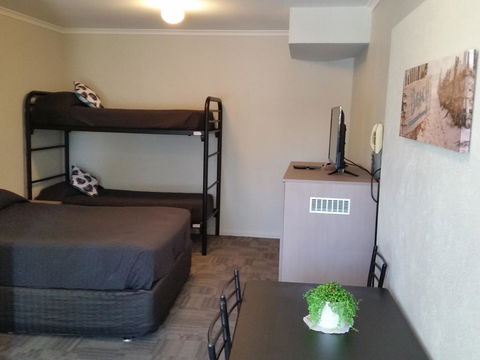 Mandurah Foreshore Motel - Accommodation Perth 12