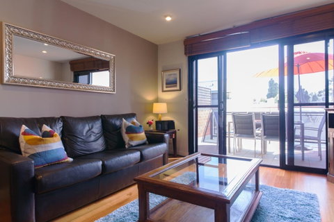 Cloisters - Accommodation Perth 4