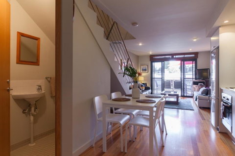Cloisters - Accommodation Perth 1