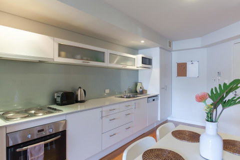 Cloisters - Accommodation Perth 3