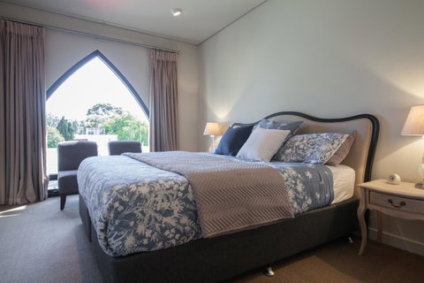 Cloisters - Accommodation Perth 11