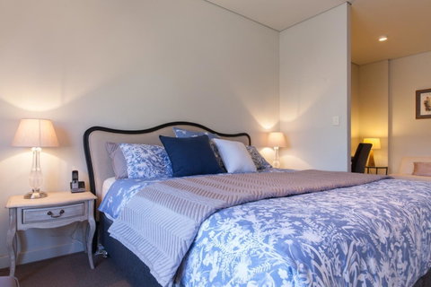 Cloisters - Accommodation Perth 9