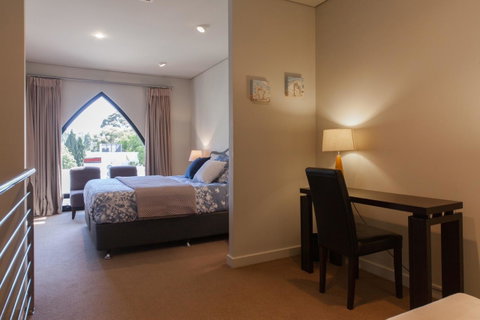 Cloisters - Accommodation Perth 12