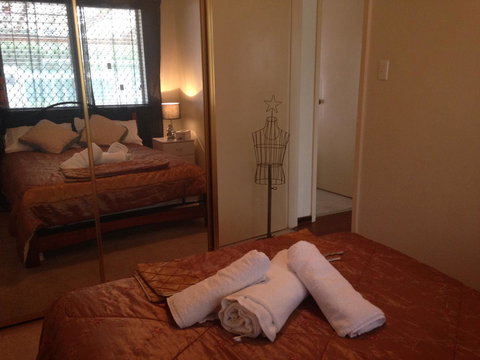 â˜… Stylish Family Home! â˜… - Accommodation Perth 12