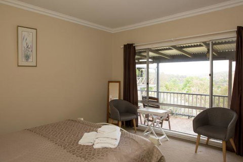 Yvonnes Rest Holiday Home - Perth Resorts 4