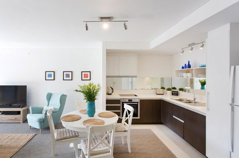 Beachside Living - South Fremantle - Accommodation Perth 10