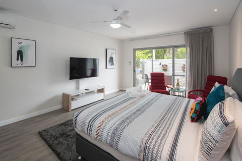 Churchill Studios - Perth Resorts 0