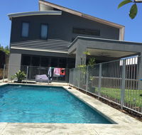 The Pool House - Fremantle - Perth Resorts