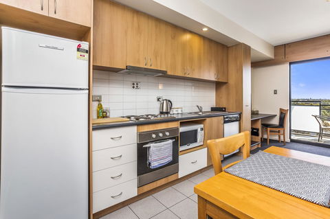 508 Stupendous Sunsets & Views Pool Gym Parking - Perth Resorts 19