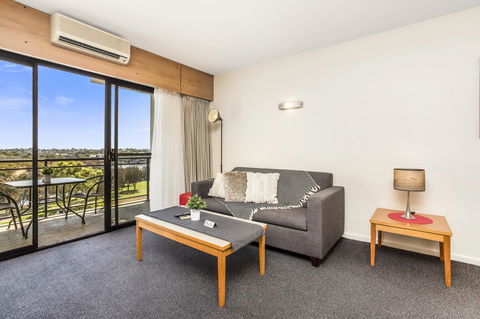 508 Stupendous Sunsets & Views Pool Gym Parking - Perth Resorts 2