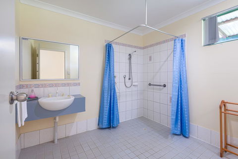 Surfside Ocean Beach Denmark Holiday Accommodation - Perth Resorts 38