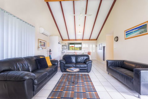 Surfside Ocean Beach Denmark Holiday Accommodation - Perth Resorts 43