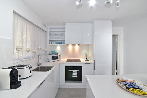 Cottesloe Apartment Close To Beach - Perth Resorts 13