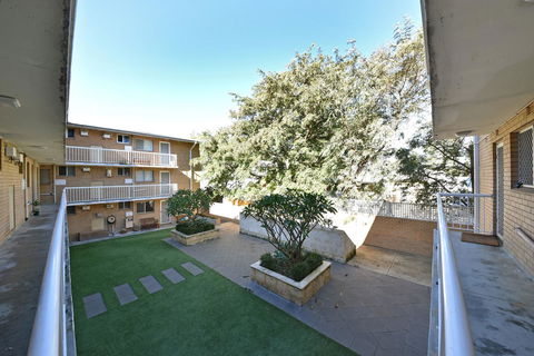 Cottesloe Apartment Close To Beach - Perth Resorts 27
