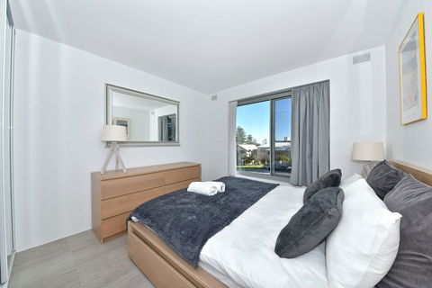 Cottesloe Apartment Close To Beach - Perth Resorts 15