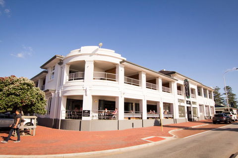 Cottesloe Beach Hotel - Accommodation Perth 0