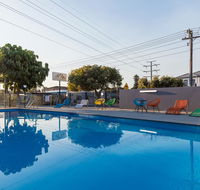 Batavia Apartments