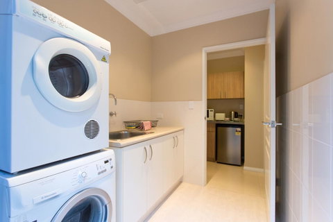 Sorrento Beach Manor - Perth Resorts 23