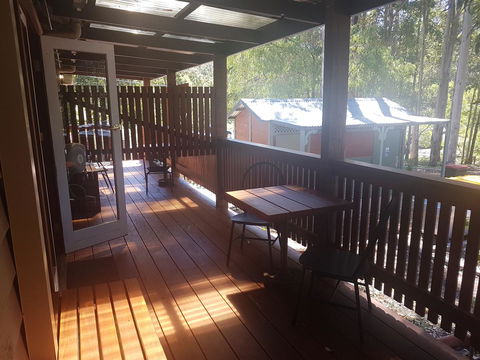 Adamsons Riverside Accommodation - Perth Resorts 13
