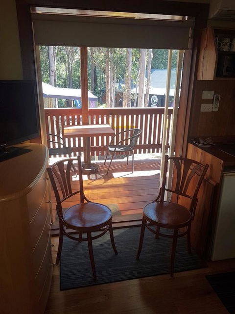 Adamsons Riverside Accommodation - Perth Resorts 20