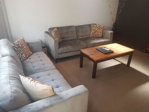 Adamsons Riverside Accommodation - Perth Resorts 6