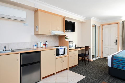 Quest Yelverton Kalgoorlie - Perth Resorts 17