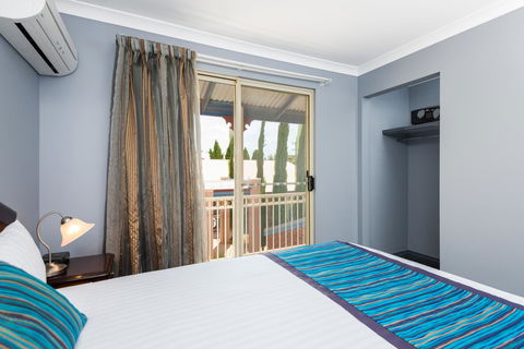 Quest Yelverton Kalgoorlie - Perth Resorts 24