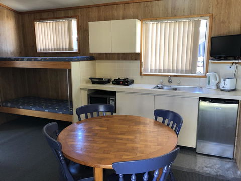 The Aurelian Cabin - Accommodation Perth 9
