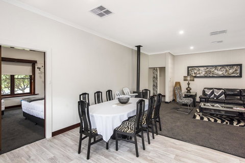 Big House Heated Pool 11 Beds Como / South Perth / Applecross - Perth Resorts 13
