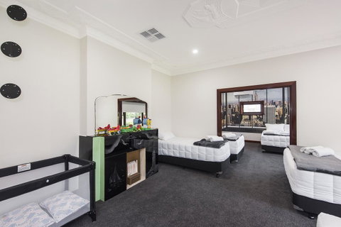 Big House Heated Pool 11 Beds Como / South Perth / Applecross - Perth Resorts 21