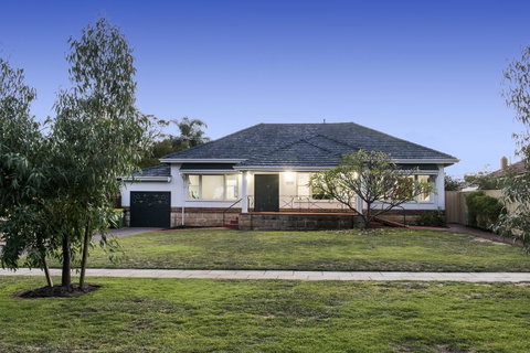 Big House Heated Pool 11 Beds Como / South Perth / Applecross - Perth Resorts 6