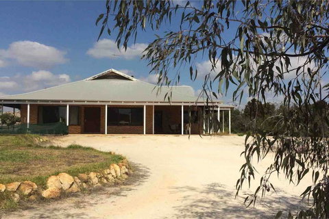 Ocean View Homestead - Accommodation Perth 8