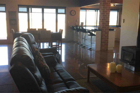 Ocean View Homestead - Accommodation Perth 28