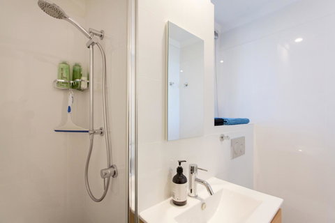 Ocean Breeze Apartment - Accommodation Perth 24