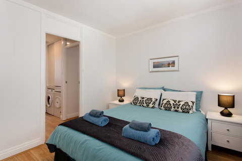 Ocean Breeze Apartment - Accommodation Perth 34