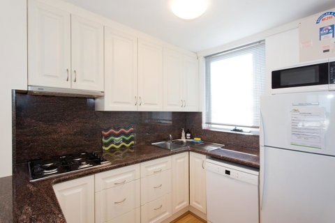 Ocean Breeze Apartment - Accommodation Perth 14