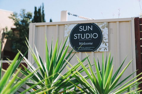 Sun Studio - Accommodation Perth 8