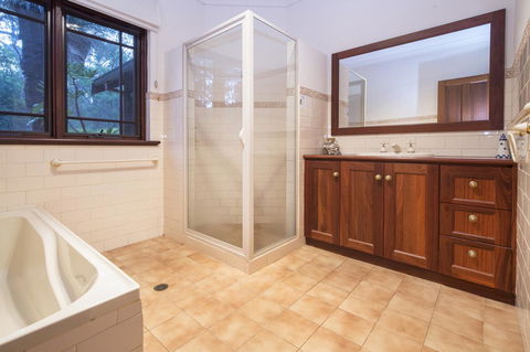 53 Martina Drive - Accommodation Perth 23