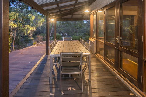 53 Martina Drive - Accommodation Perth 10