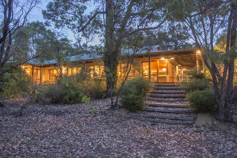 53 Martina Drive - Accommodation Perth 8