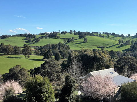 Balingup Highview Chalets - Accommodation Perth 1