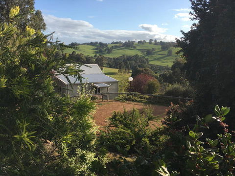 Balingup Highview Chalets - Accommodation Perth 24